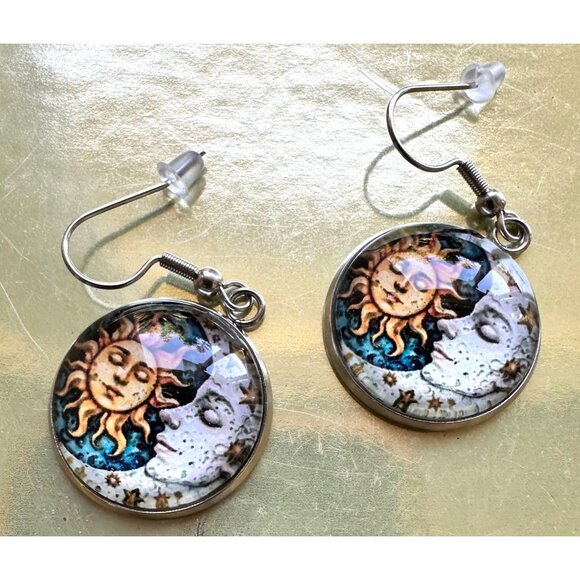 Sun Moon Earrings Navy Blue Eclectic Planet Astrology Zodiac Celestial Tarot New - Picture 9 of 11